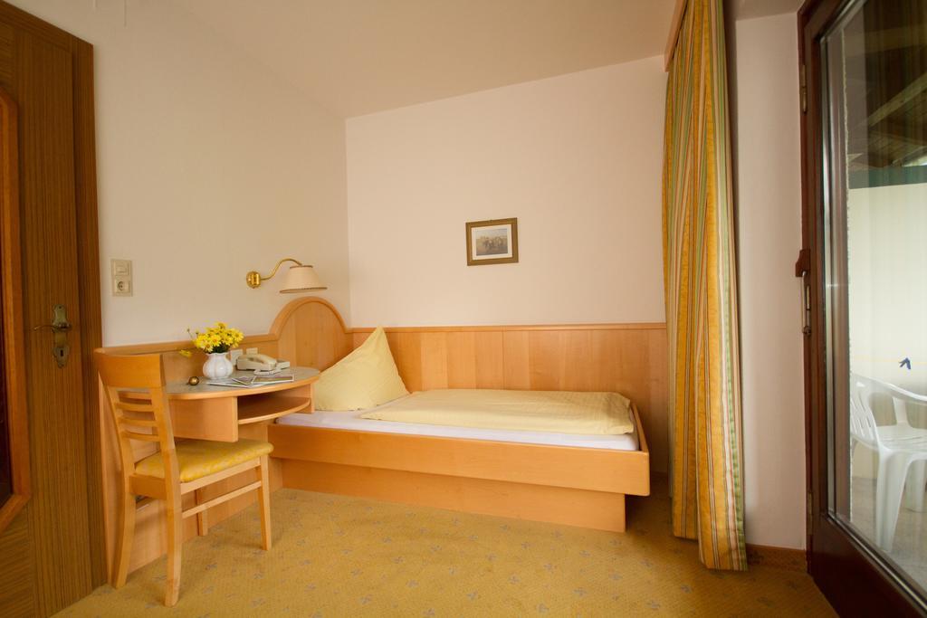 Hotel Garni Sonnblick Bad Kleinkirchheim Cameră foto